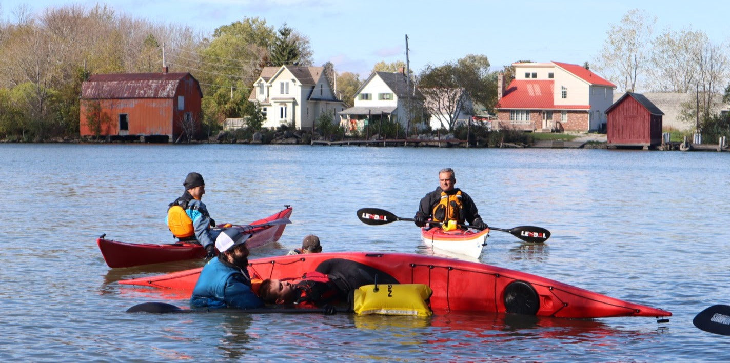 Kayak Rolling Instructor